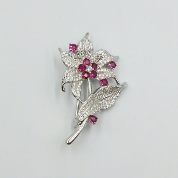 Brooch 001 B