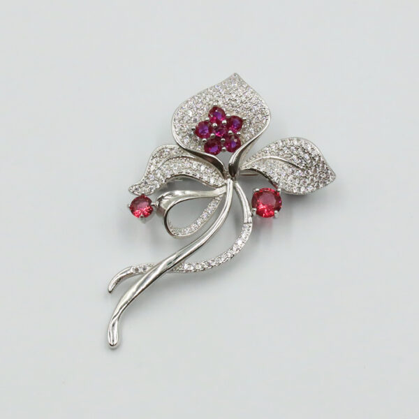 Brooch 004 B