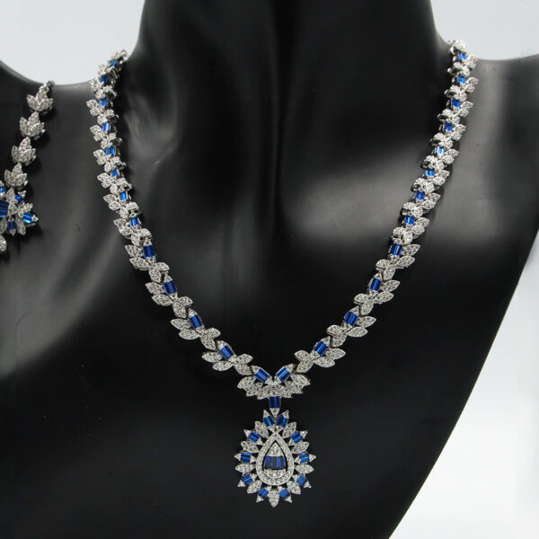 Necklace 004 B