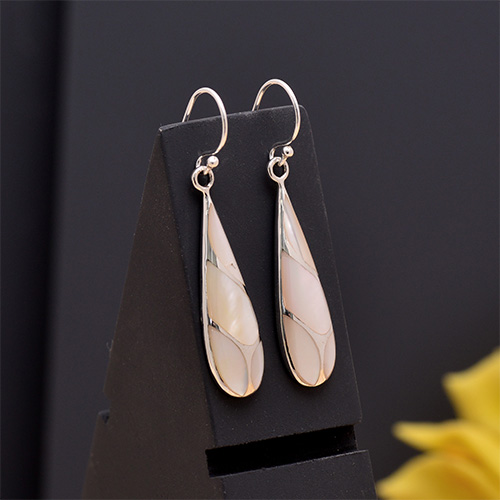 Earrings 001 E